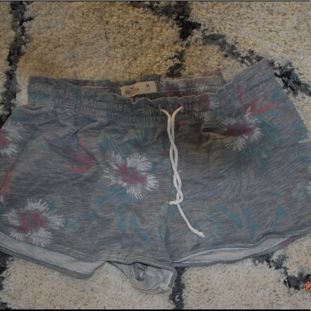 Hollister shorts